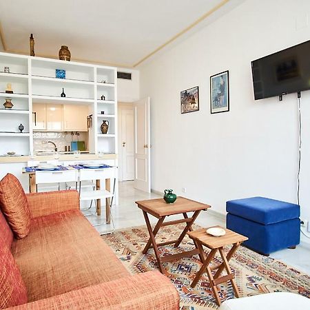 San Jacinto Triana Suite By Valcambre เซบีญา ภายนอก รูปภาพ