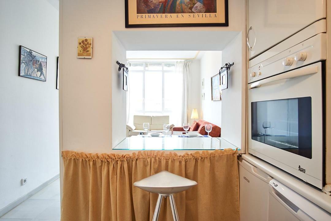 San Jacinto Triana Suite By Valcambre เซบีญา ภายนอก รูปภาพ
