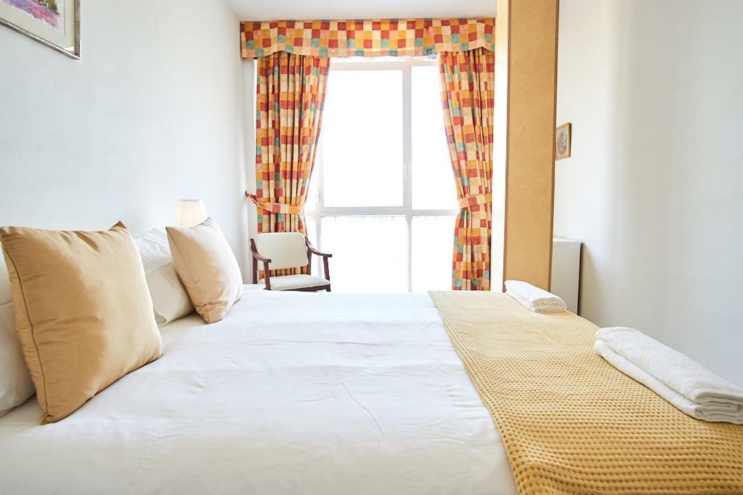 San Jacinto Triana Suite By Valcambre เซบีญา ภายนอก รูปภาพ